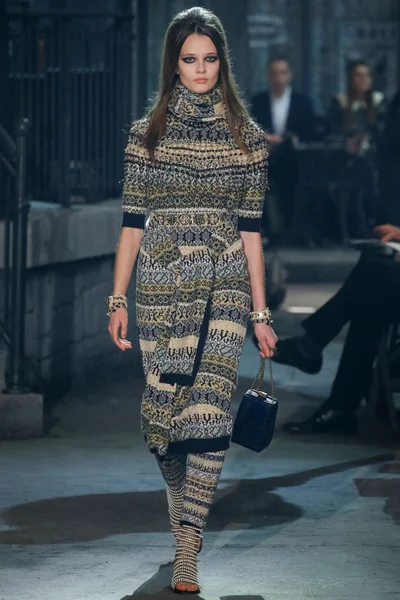 Look 36